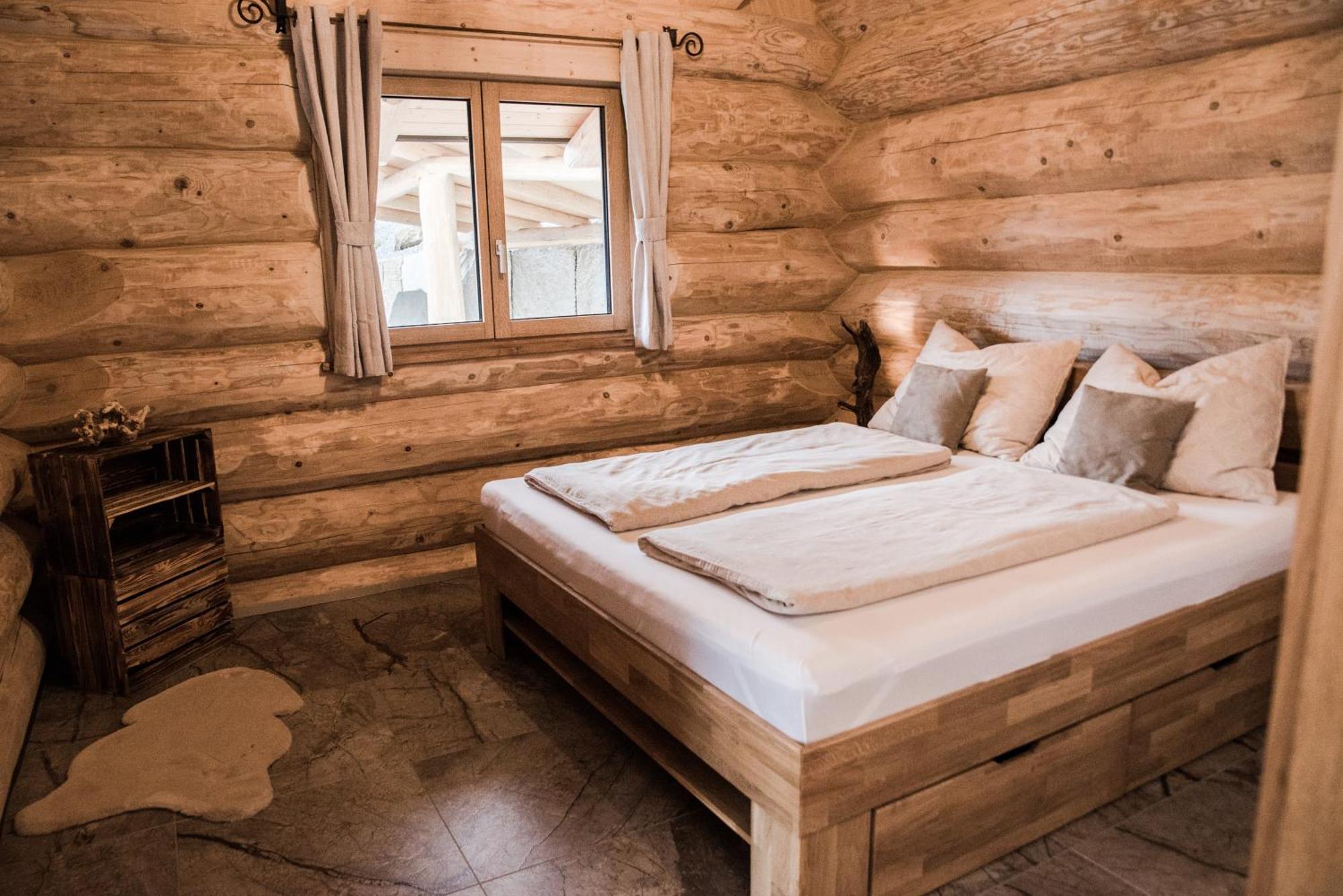 Oberschwarzenberg Blockhausen Luxus Chalets חדר תמונה